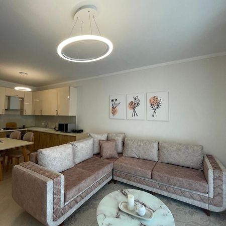 Peak Apartment Modern Durres City Centre #2 Eksteriør billede