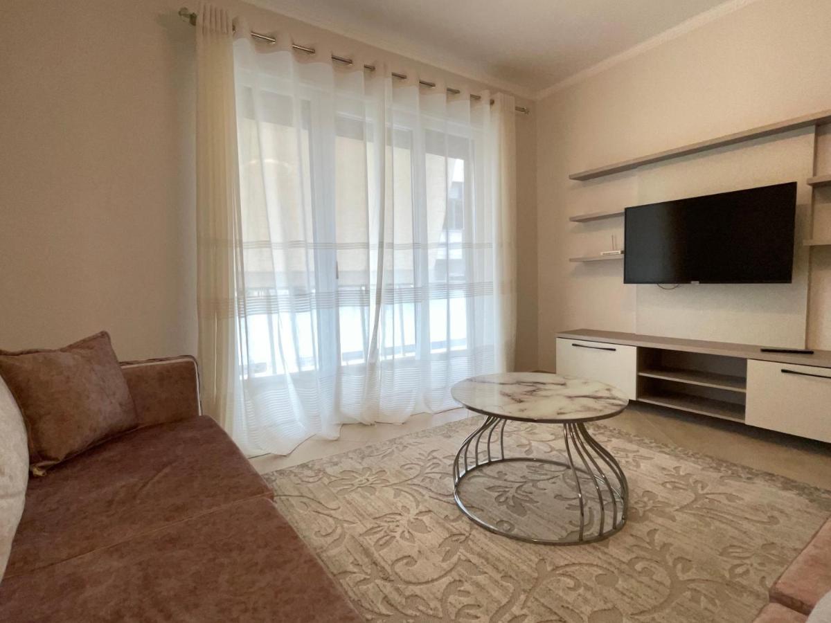 Peak Apartment Modern Durres City Centre #2 Eksteriør billede